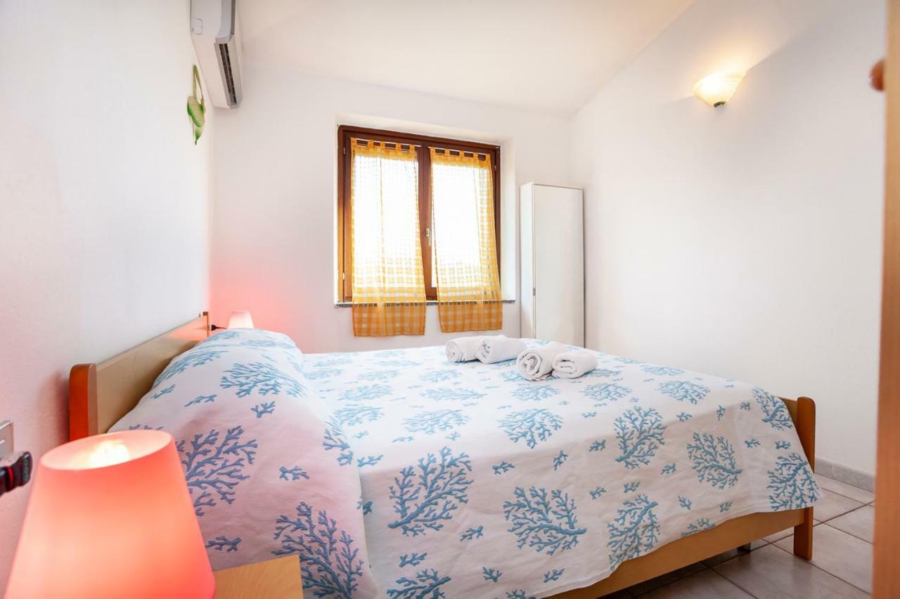 Apartamento Villino Bilo Centro San Teodoro  Exterior foto